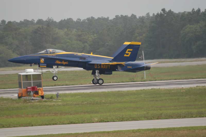 054-blue_angels