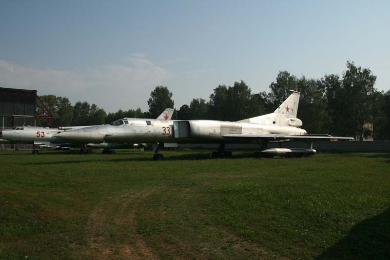 016_Tu-22M