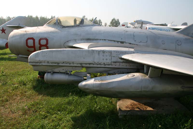 111_MiG-15bis