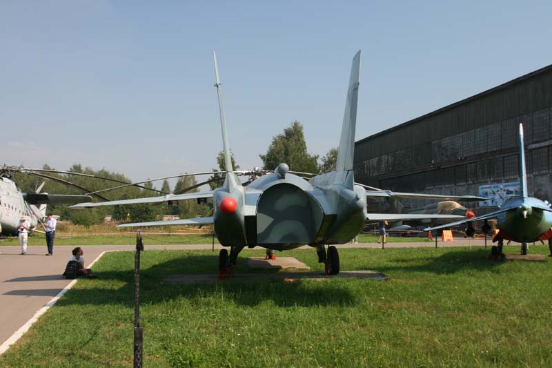 154_Yak-141