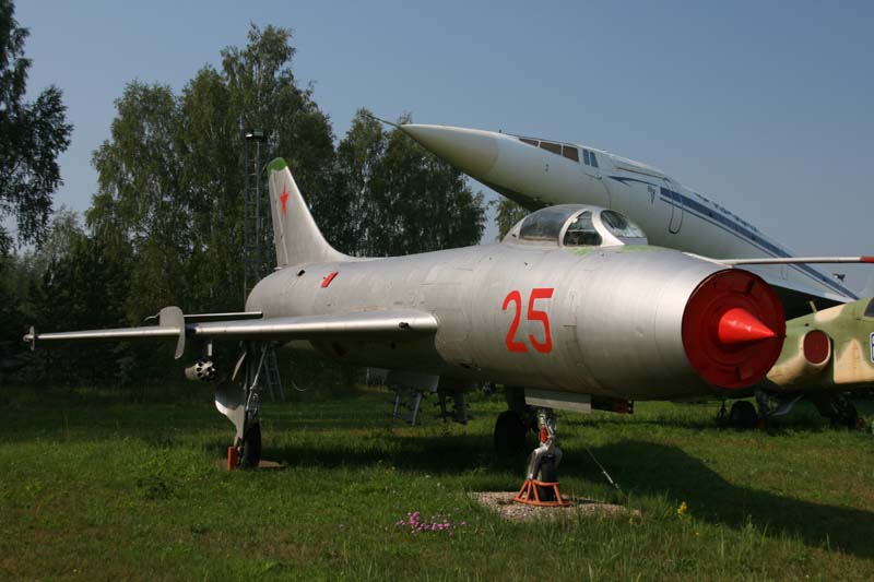 162_Su-7